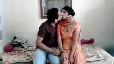 يحصل اصابع الاتهام في سن المراهقة مع البظر مثقوب سكسي نار نيج ثم تمتص الديك